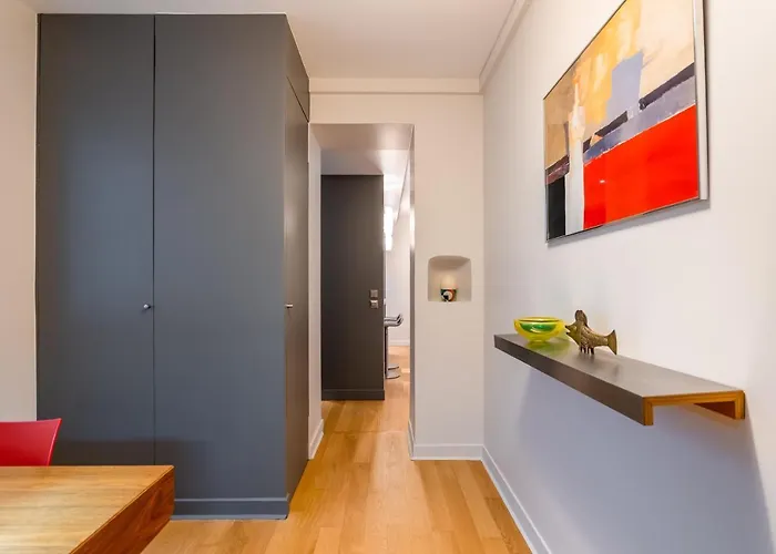 Veeve - Pompidou Hideaway